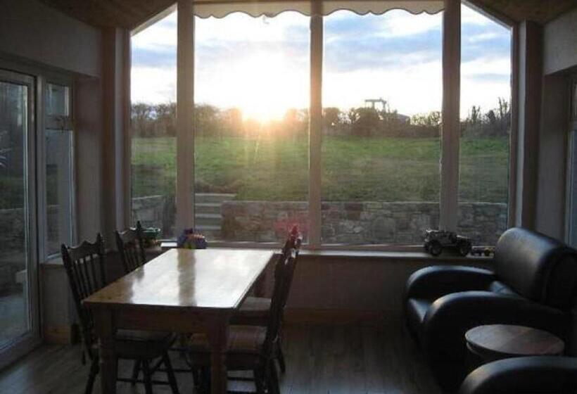 مبيت وإفطار Riverside Glanworth