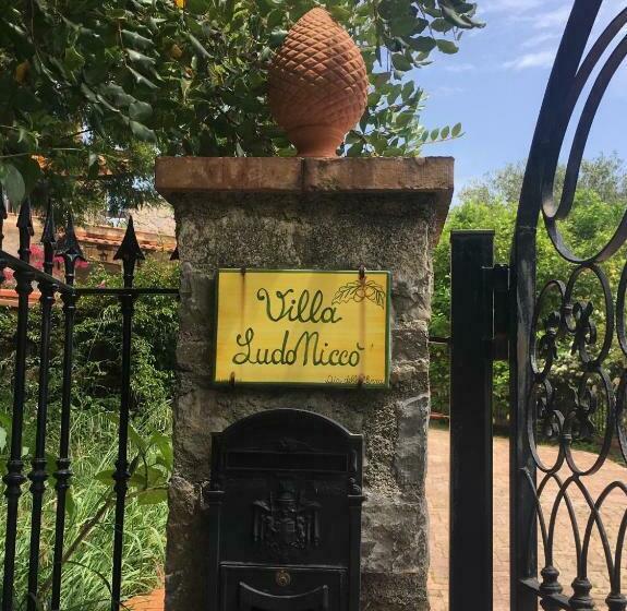 住宿加早餐  Villa Ludoniccò