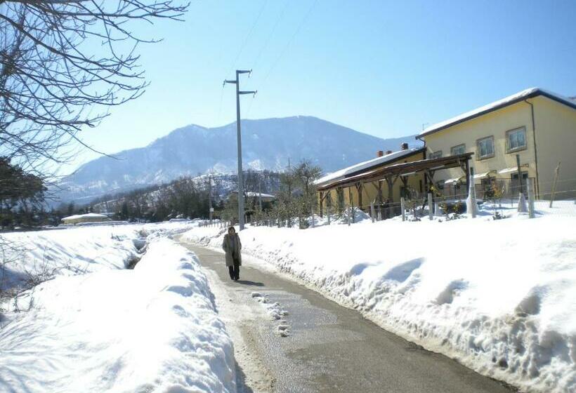 فندق Country House Case Di Stratola