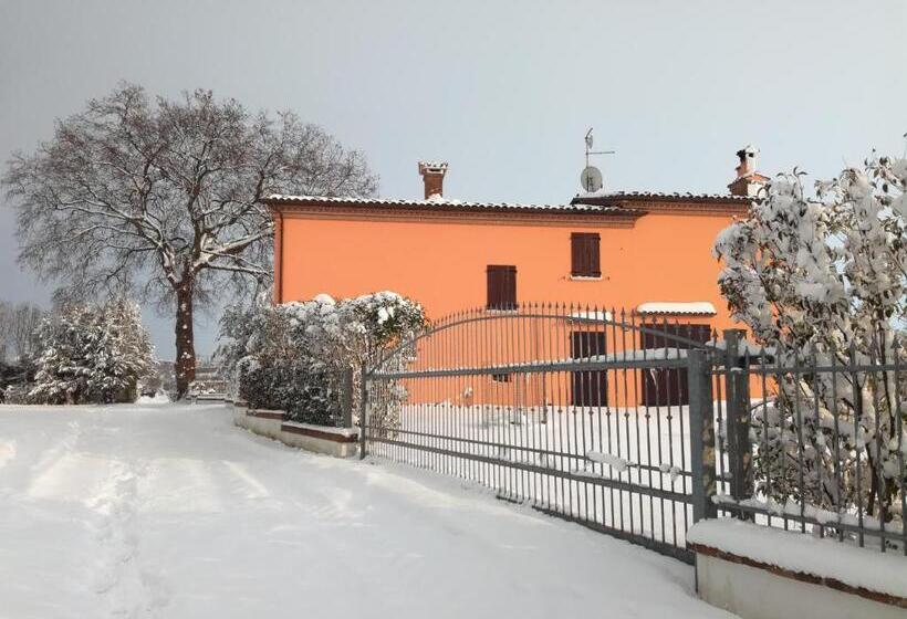 فندق Country Rooms & Suite La Quercia