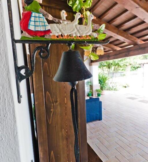 בית מלון כפרי Country Rooms & Suite La Quercia