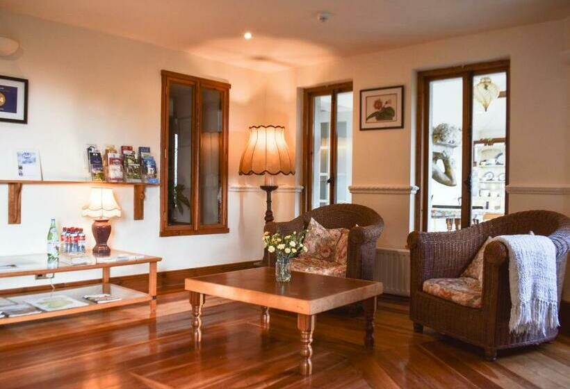 مبيت وإفطار Mossie S