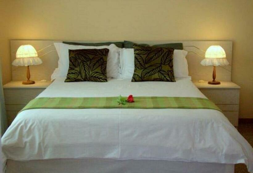 膳宿费 Dolphins View Self Catering Guesthouse