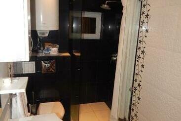 پانسیون Ivet Guest Rooms