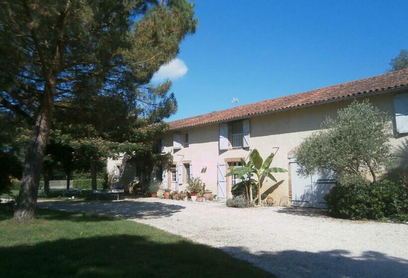 بنسيون La Ferme Montplaisir