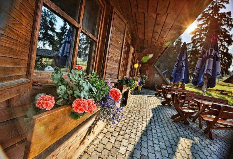 Пансион Ubytovanie Pod Horami S Reštauráciou Salaš žiar