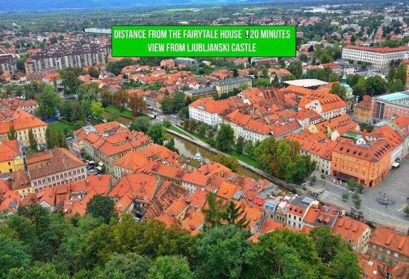 پانسیون Tree House Ramona & Fairytale Wooden House By Ljubljana