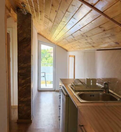 بنسيون Villa Rezos