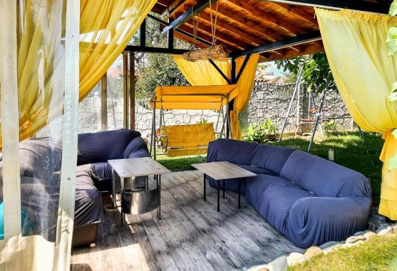 بنسيون Villa Rezos