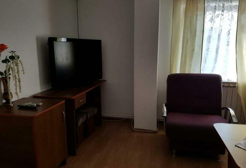 Pensiune Restaurant Arconi