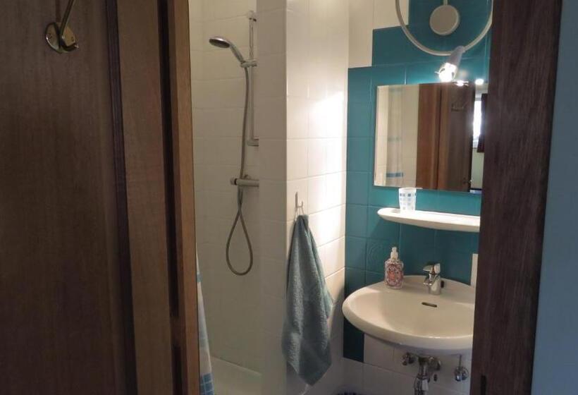 Prince D Orange Bed & Breakfast