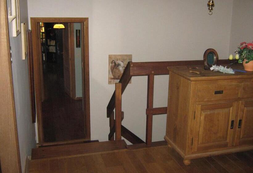 Prince D Orange Bed & Breakfast