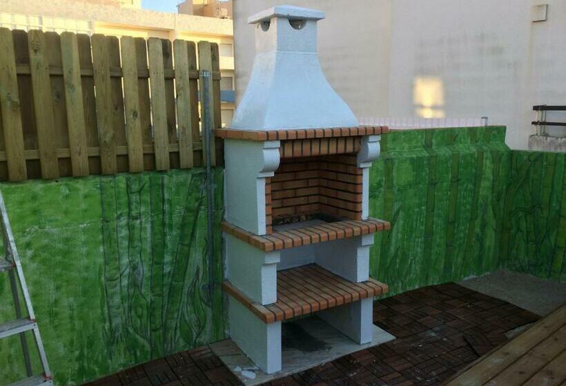 فندق صغير Native Surfhouse