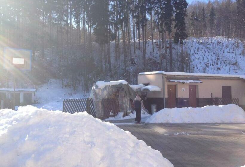 فندق صغير Penzion54 & Restaurace