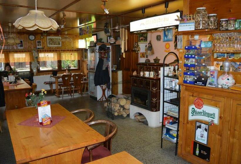 فندق صغير Penzion54 & Restaurace