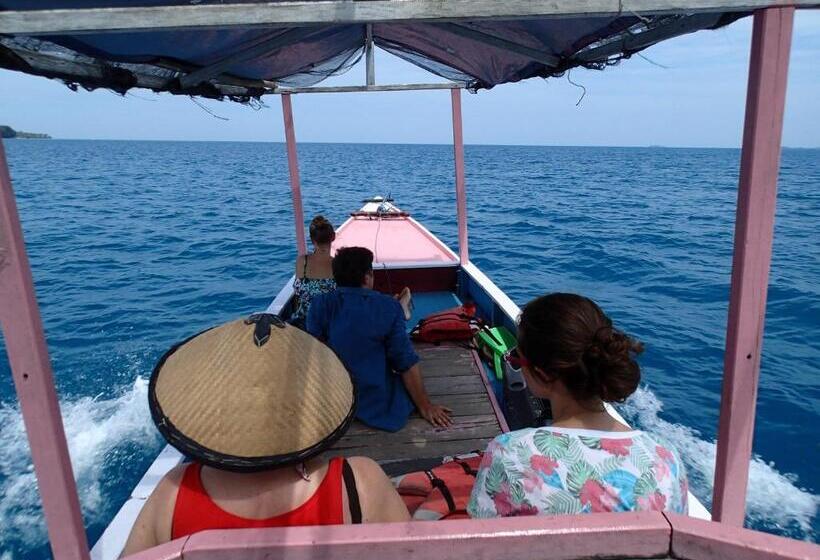 Ayu Hotel Karimunjawa