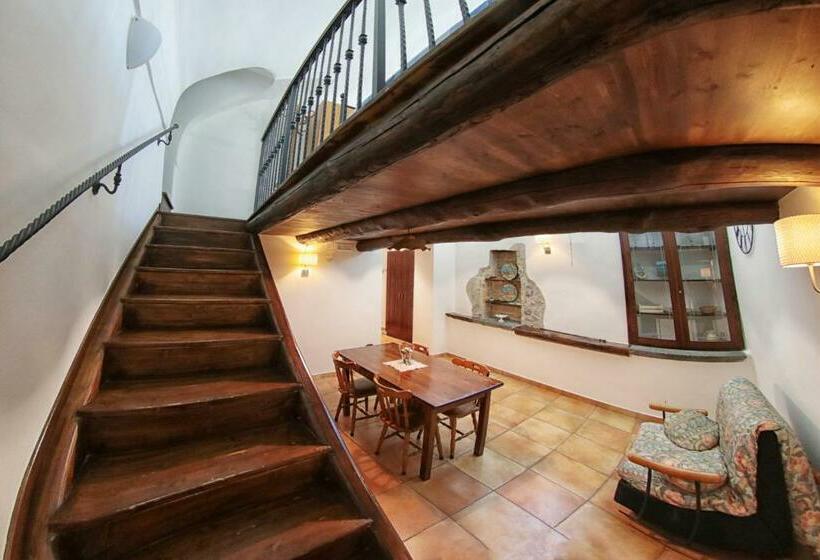 צימר Al Vecchio Cellaio Historical Guest House
