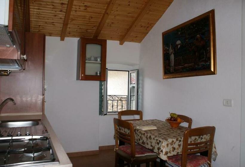 צימר Antico Castello