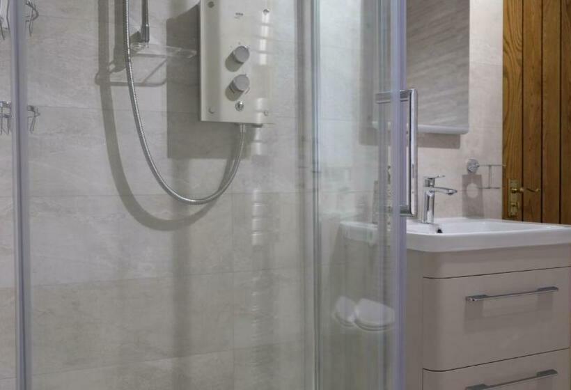 مبيت وإفطار Ardenlea