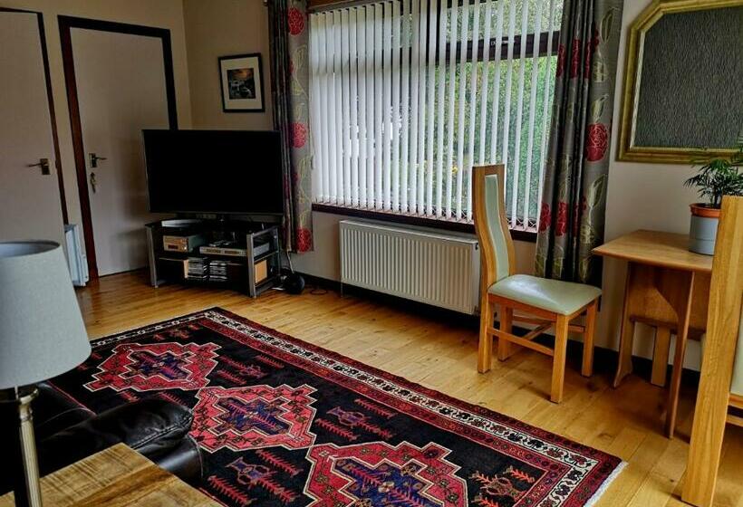 مبيت وإفطار Ardenlea