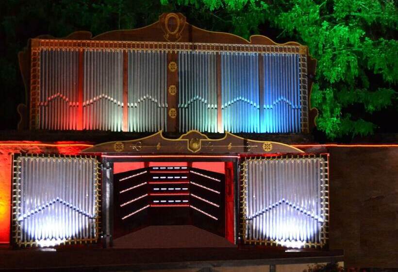 مبيت وإفطار Château De Peufeilhoux