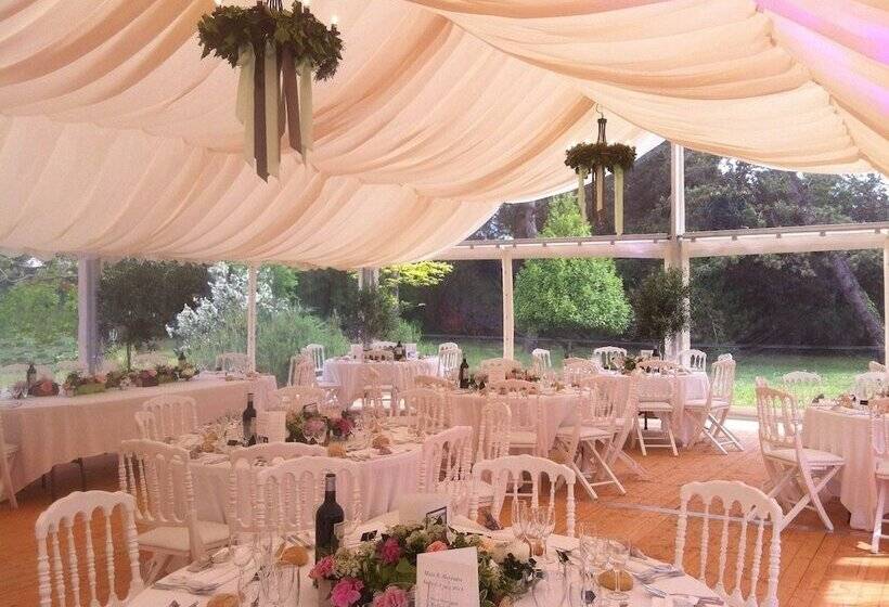 민박 Château De Peufeilhoux