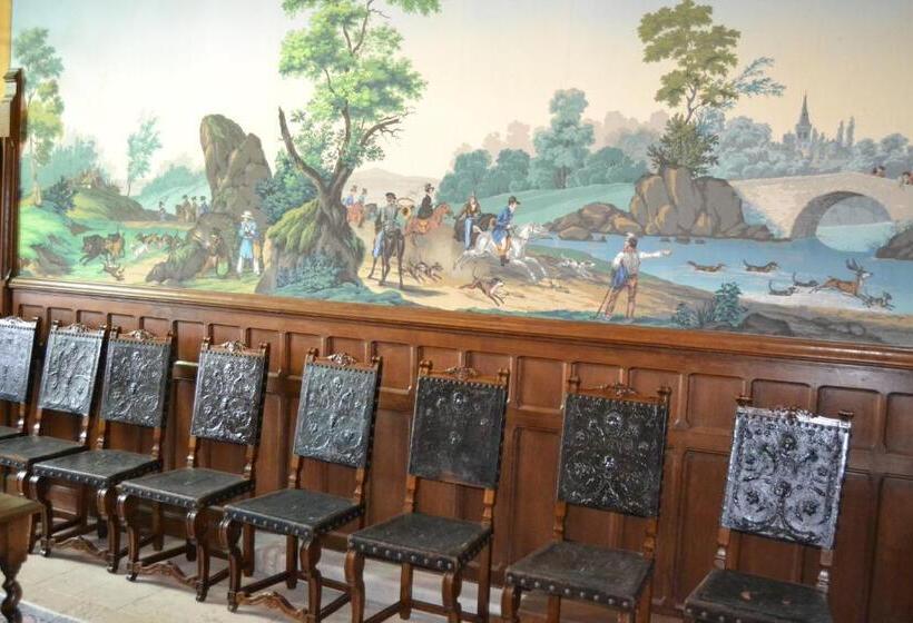 مبيت وإفطار Château De Peufeilhoux