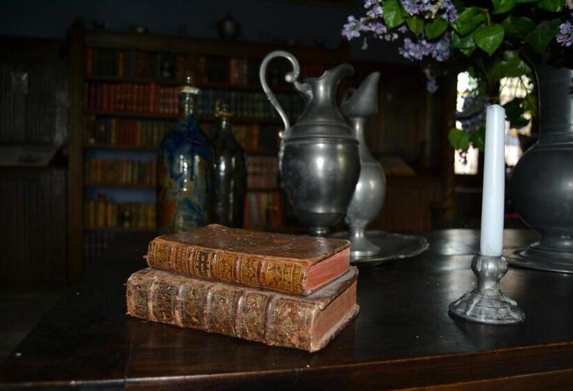 민박 Château De Peufeilhoux