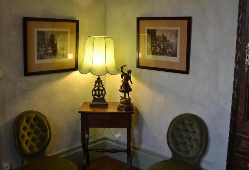 مبيت وإفطار Château De Peufeilhoux