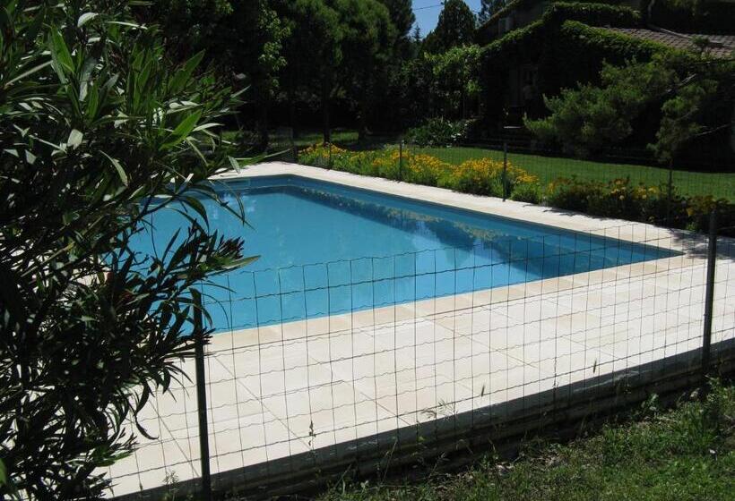 ベッドアンドブレックファースト Clos Saintegarde