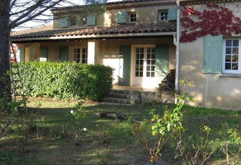 ベッドアンドブレックファースト Clos Saintegarde