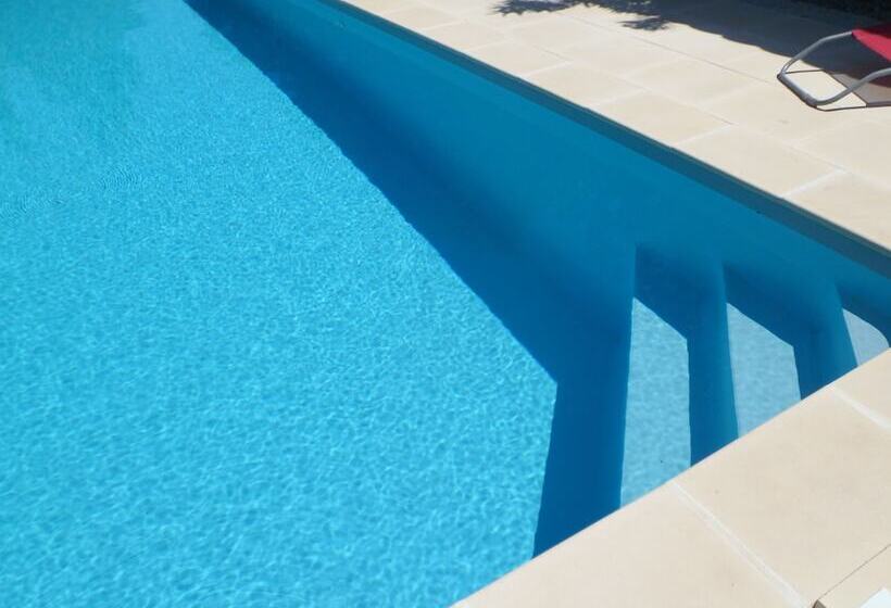 ベッドアンドブレックファースト Clos Saintegarde