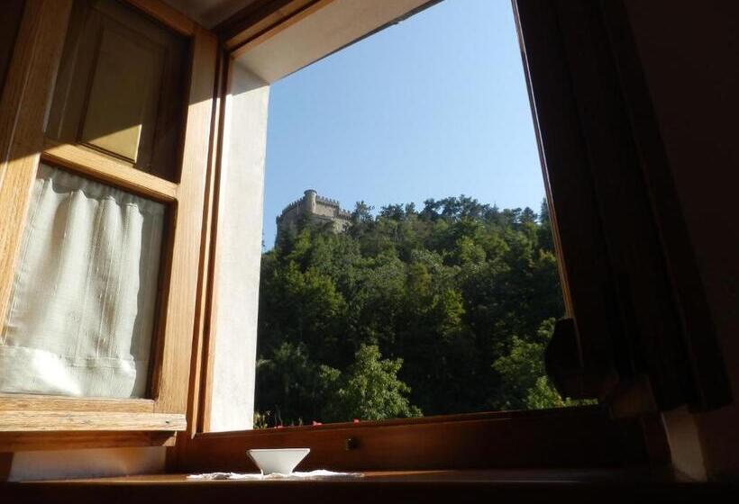 مبيت وإفطار Il Girasole