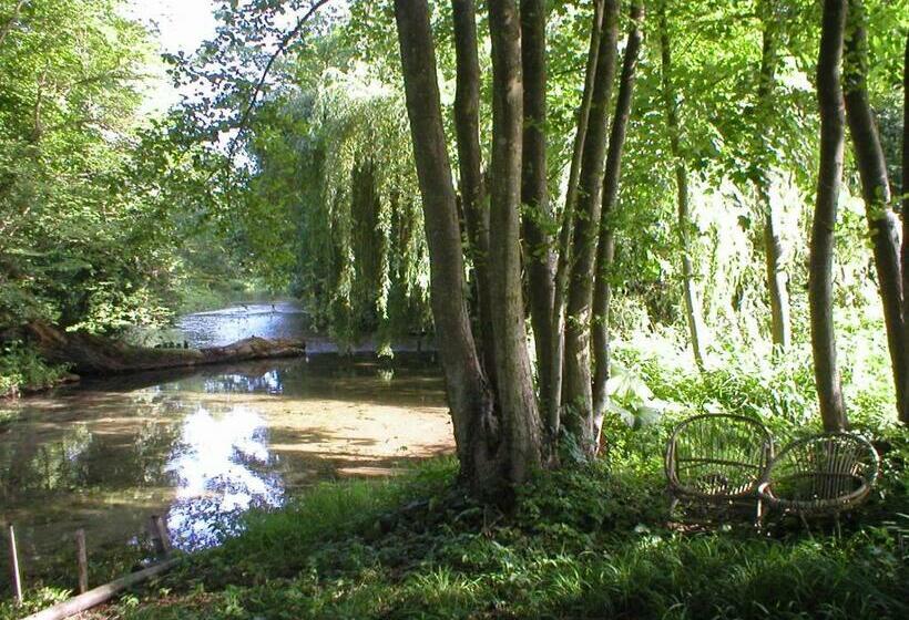 민박 Les Jardins De L Aulnaie
