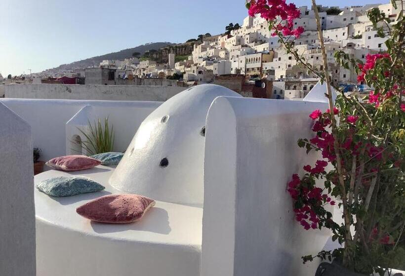 تختخواب و صبحانه Riad Aziman