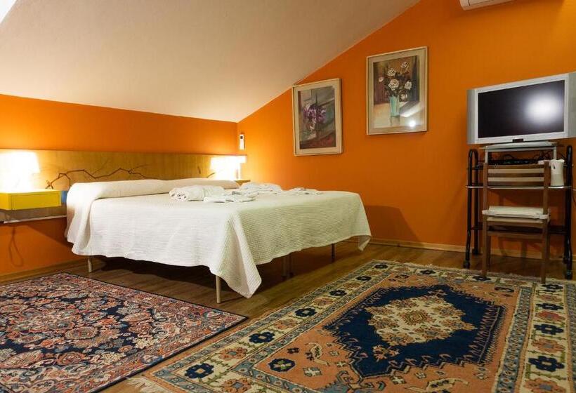 مبيت وإفطار Villa Dell  Artista   Villa Anna