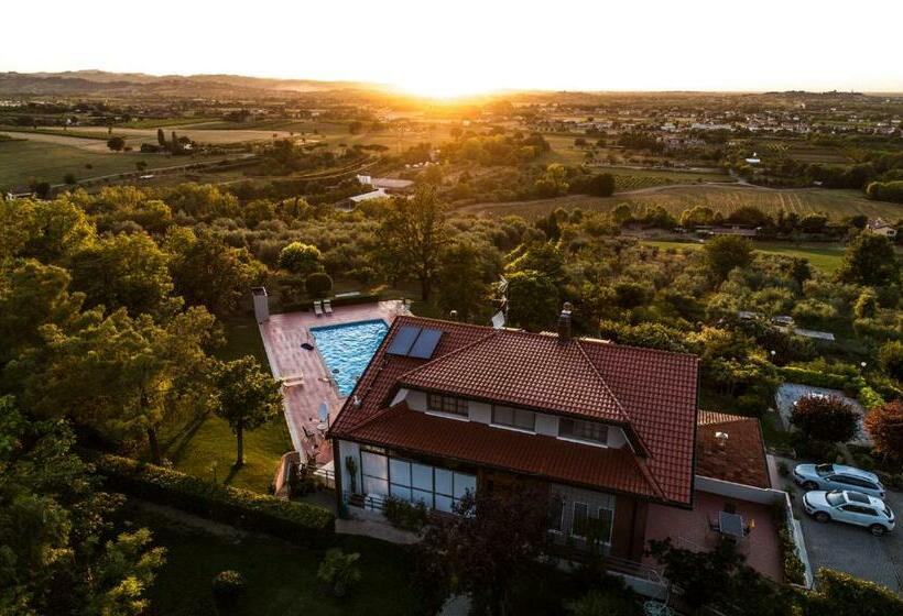 مبيت وإفطار Villa Dell  Artista   Villa Anna