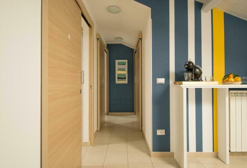 Civico 64 Bed & Breakfast In Mansarda