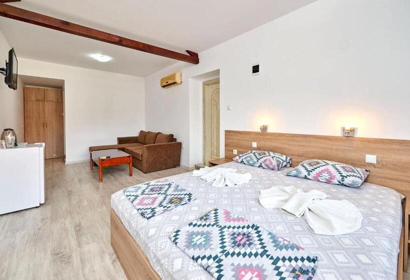 בית מלון כפרי Koral