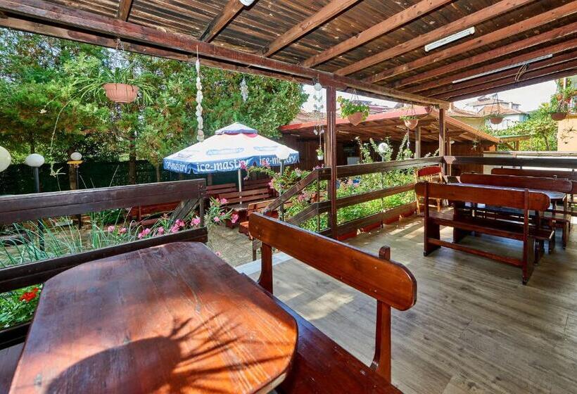 בית מלון כפרי Koral