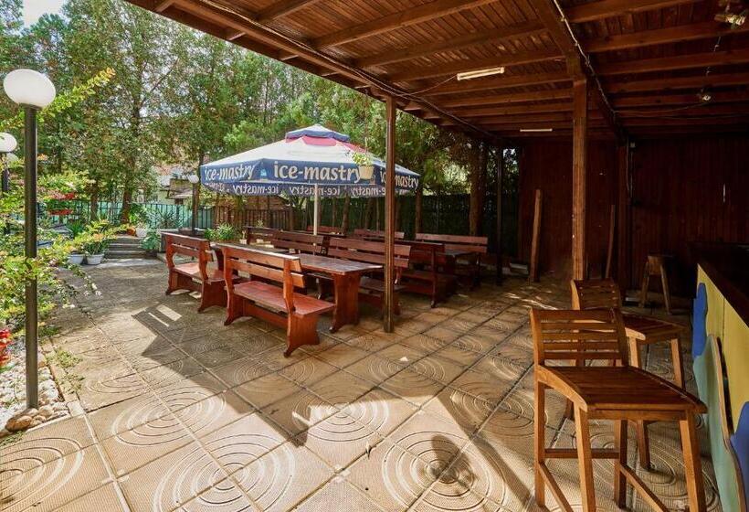 בית מלון כפרי Koral