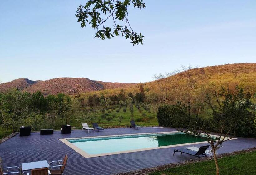 בית מלון כפרי Quinta Dos Carvalhais   Serra Da Estrela