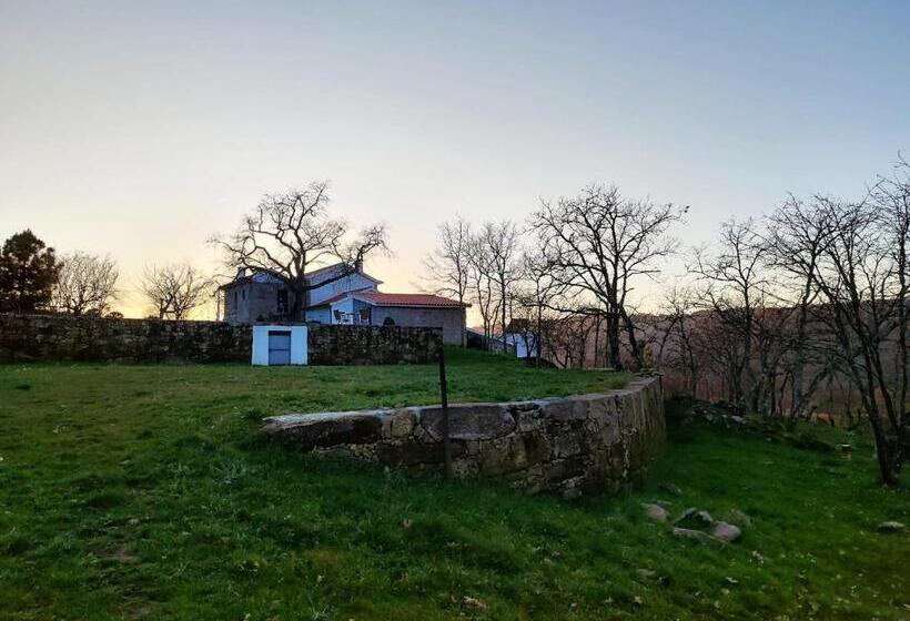 ホテル Quinta Dos Carvalhais   Serra Da Estrela