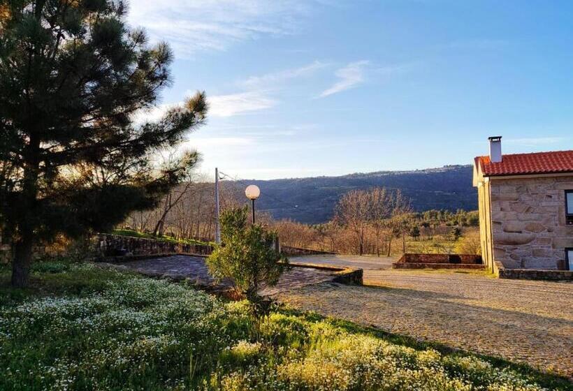בית מלון כפרי Quinta Dos Carvalhais   Serra Da Estrela