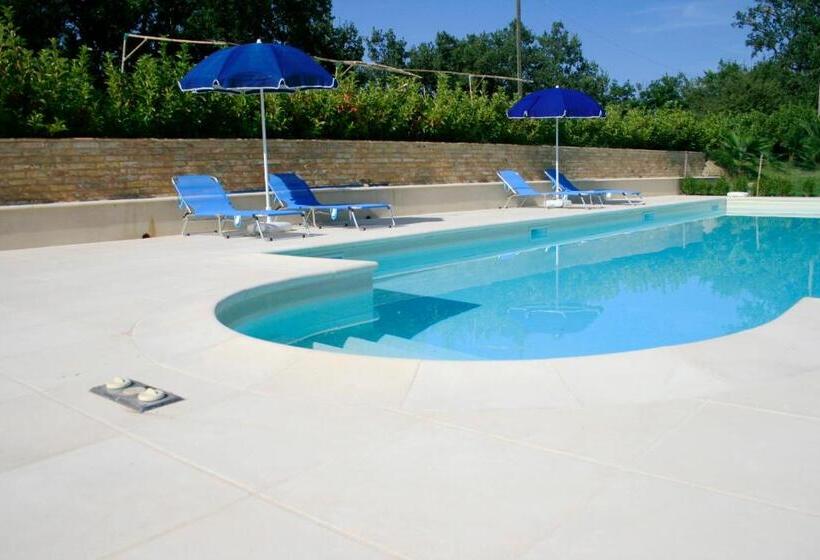 פנסיון Agriturismo Fara