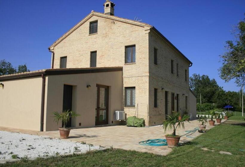 بنسيون Agriturismo Fara