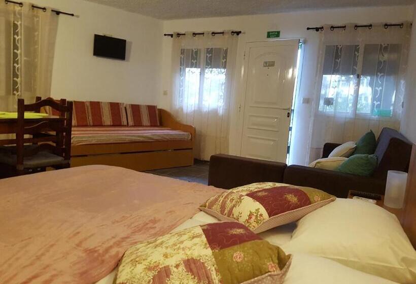 펜션 Casa Dos Santos Alojamento   Guest House