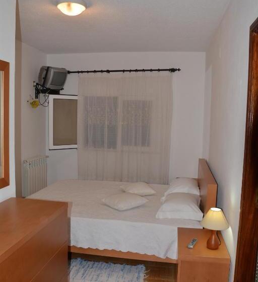 펜션 Casa Dos Santos Alojamento   Guest House