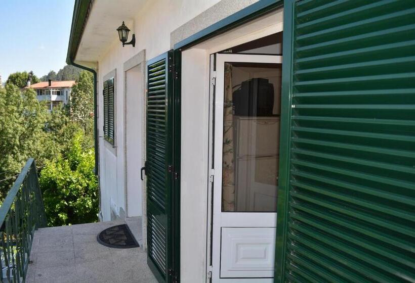 펜션 Casa Dos Santos Alojamento   Guest House