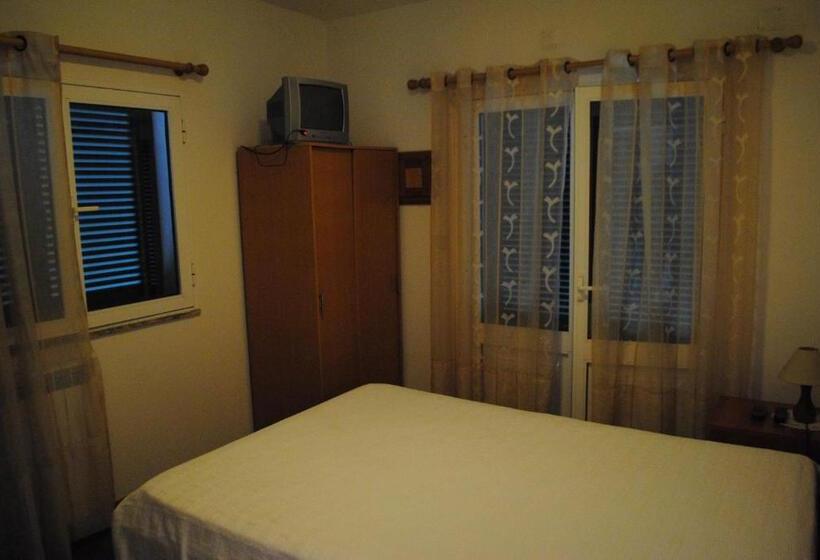 펜션 Casa Dos Santos Alojamento   Guest House